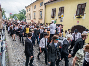 Králem Budějovického Majálesu se stal Martin Picek z Gymnázia J. V. Jirsíka