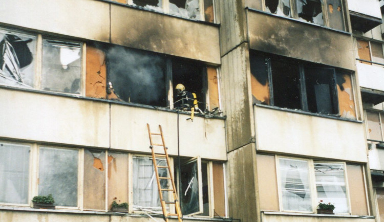 Pád stíhaček na sídliště Vltava