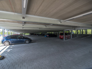 Otevření parkovacího domu a zahájení stavby vývojového centra společnosti Robert Bosch