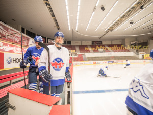 První trénink hokejistů Motoru na ledě při přípravě na sezonu 2018/2019