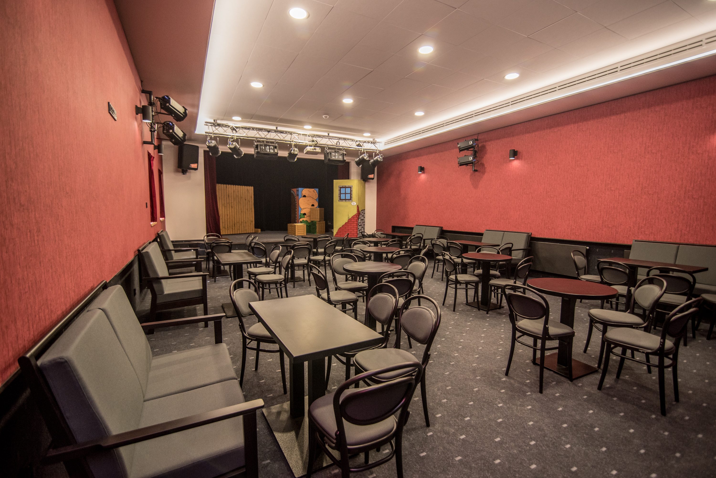 Borovany dokončují rekonstrukci prostor pro Peklománii, divadelní klub i stálé expozice