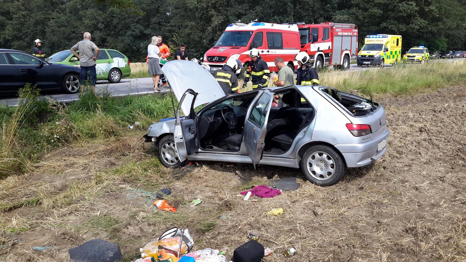 Nehoda u obce Dasný se nakonec obešla bez vyproštění.
