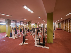Sportovní hala bude na novou sezonu připravena. O restauraci mají znovu zájem volejbalisté