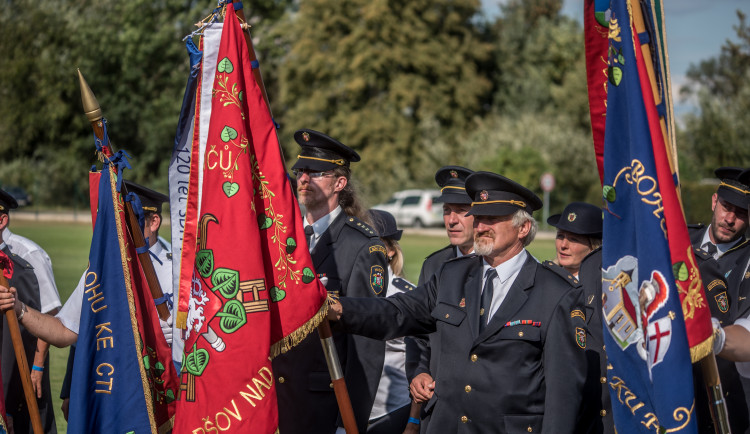 S fotbalisty a hasiči v Plané slavily i legendy pražské Sparty