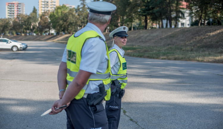 Na cyklostezky v Budějcích dohlíží policisté