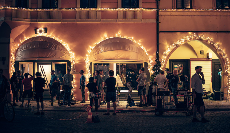 Reklama na Ferrero Rocher. Autor: Jan Novák