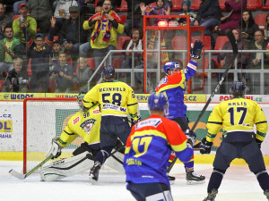 Vedoucí branku Motoru vstřelil povedenou tečí Miloslav Čermák