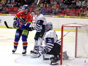 Novákova přesná trefa skončila za Bláhovými zády