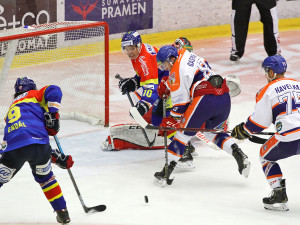 Gaspar odvrátil kotouč před Přikrylem, Endál na něj ale nedosáhl