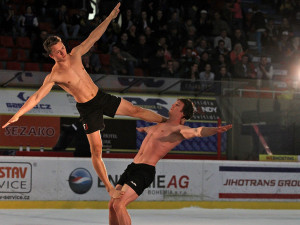 Písečtí Five Fellas předvedli úžasné akrobatické kousky