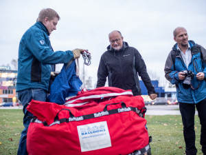 Unikátní balon k oslavám republiky se proletěl nad městem