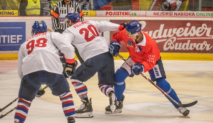 Motor porazil Přerov 3:1 ve speciálních retro dresech