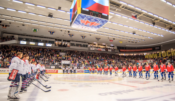 Motor porazil Přerov 3:1 ve speciálních retro dresech