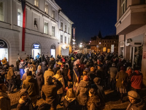 Den boje za svobodu a demokracii