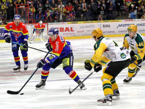 Roman Přikryl vniká do domácího útočného pásma