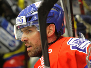 Kapitánem českobudějovických hokejistů je při absenci Zdeňka Kutláka další zkušený matador René Vydarený