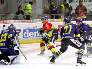 Ani tahle velká šance Romana Přikryla gólem neskončila