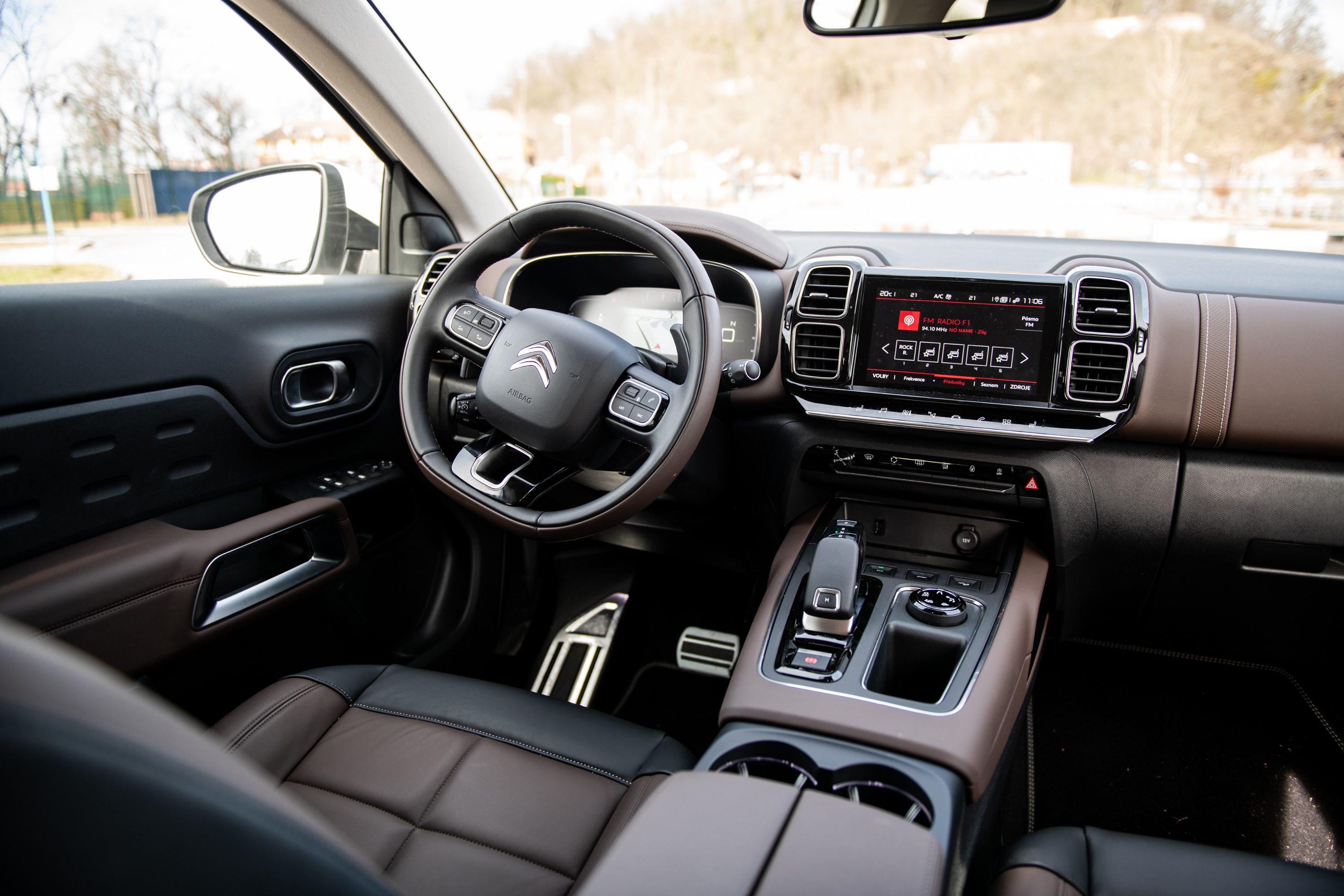 Reprezentativní a komfortní. Citroën C5 Aircross strčí do kapsy ne jedno SUV