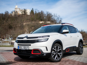 Reprezentativní a komfortní. Citroën C5 Aircross strčí do kapsy ne jedno SUV