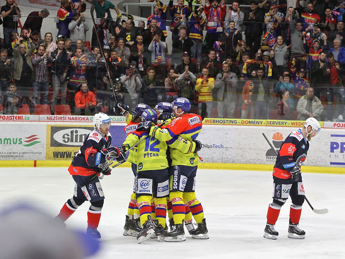 ČEZ Motor vedl nad Chomutovem v první třetině 2:0