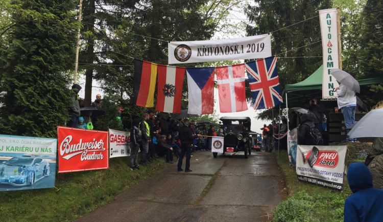 Veterány v Křivonosce