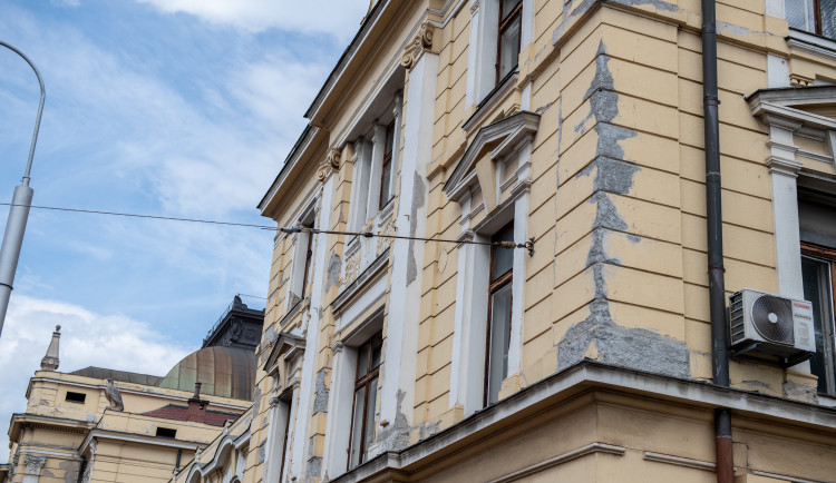 Budova vlakového nádraží se bude rekonstruovat