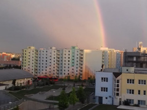 FOTO: Nebeská show nad jihem Čech. Duhu jste zachytili na mnoha místech