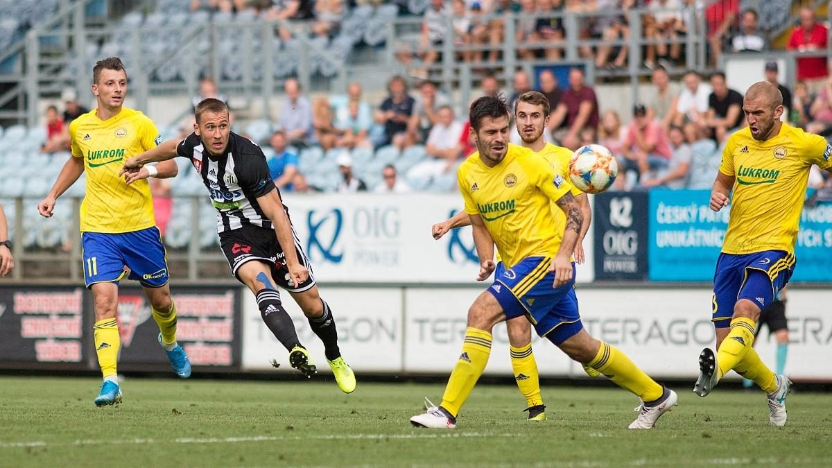 FOTO: Dynamo se dočkalo první domácí výhry