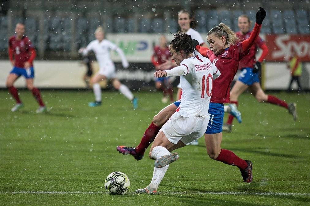 Fotbalistky podlehly v přípravě Angličankám.