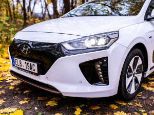 Elektromobil Ioniq poutá pozornost nejen vzhledem