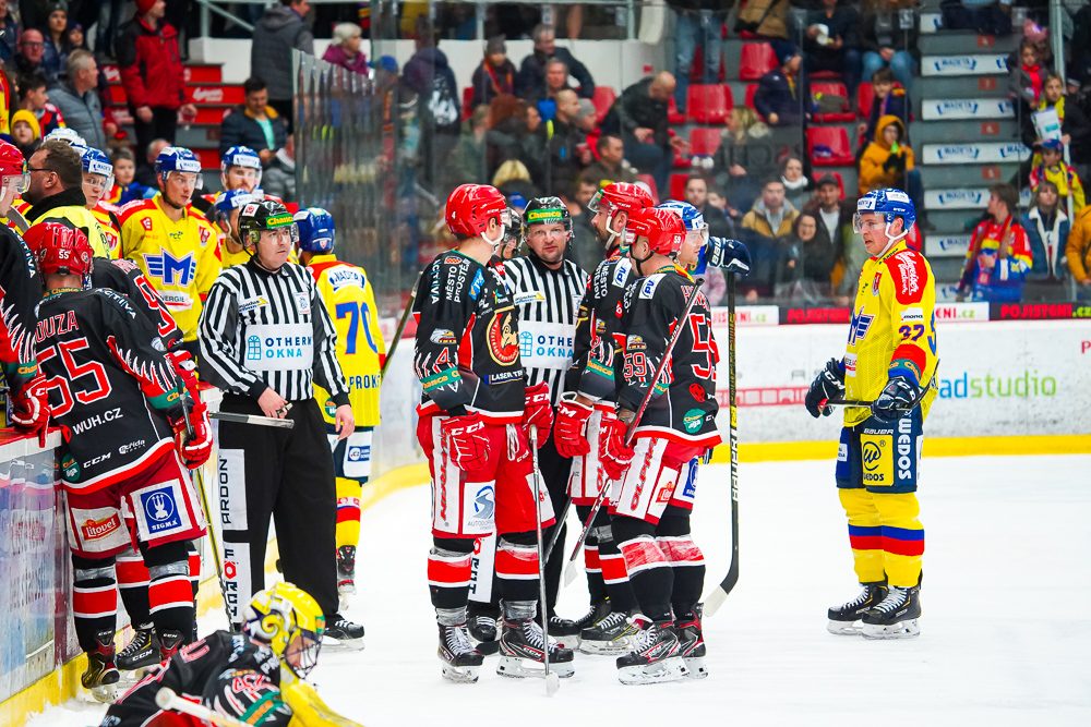 ČEZ Motor České Budějovice vs LHK Jestřábi Prostějov