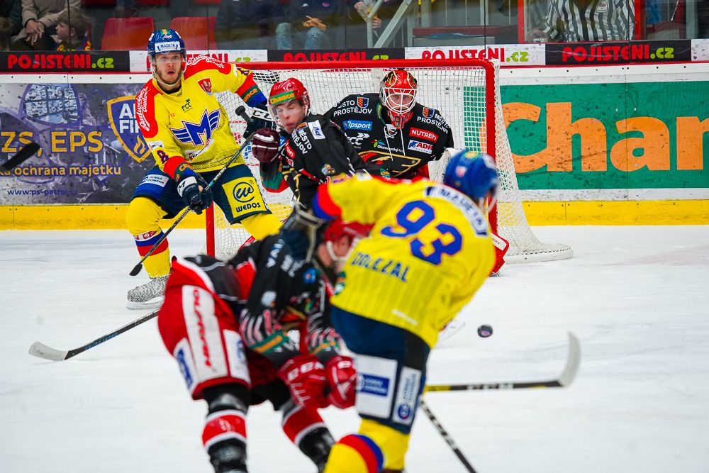 ČEZ Motor České Budějovice vs LHK Jestřábi Prostějov