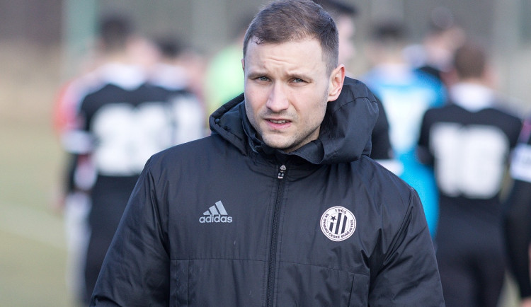 Vysoká porážka na úvod přípravy