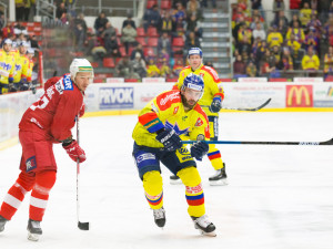 Motor proti Slavii uhrál jenom bod, s Pražany prohrál po prodloužení