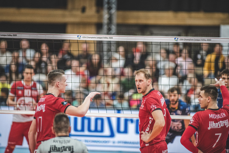 Jihostroj doma nastoupil proti největším hvězdám světového volejbalu