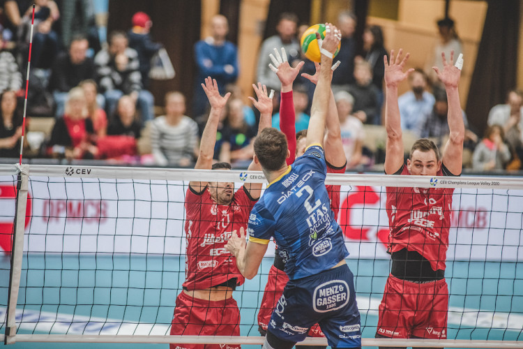 Jihostroj doma nastoupil proti největším hvězdám světového volejbalu