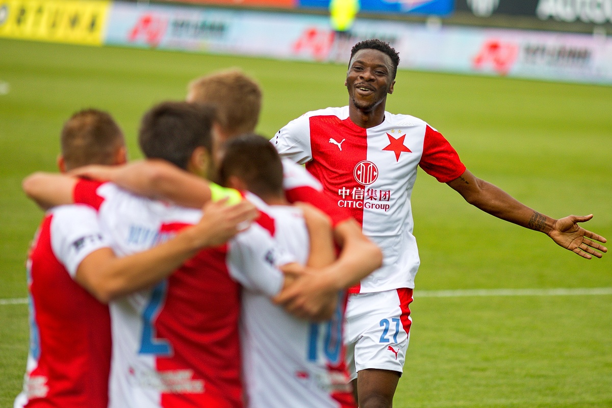 FOTOGALERIE: Slavia na jihu Čech dominovala a vykročila za obhajobou