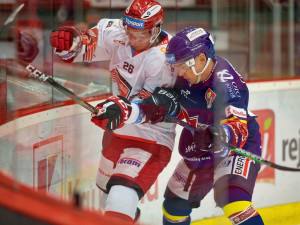 FOTOGALERIE: Motor se po sedmi letech vrátil do extraligy, doma nestačil na neoblíbený Mountfield