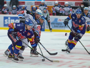 FOTOGALERIE: Motor ztratil nadějné vítězství a stále čeká na výhru. Varům doma podlehl 4:5