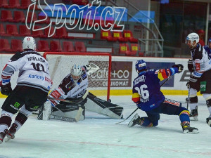 FOTOGALERIE: Motor ztratil nadějné vítězství a stále čeká na výhru. Varům doma podlehl 4:5