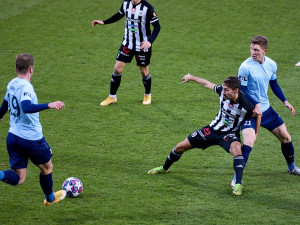 FOTOGALERIE: Brzký gól a červená karta. Dynamo doma dobývalo příbramský val, nakonec vyhrálo 2:1