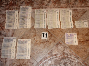 FOTO/ VIDEO: Rok a půl sledovala policie drogové dealery ve Vimperku. Minulý týden je zadrželi