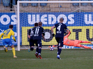 FOTOGALERIE: Spolehlivý exekutor Čolič i fantastický Vorel. Dynamo vyhrálo potřetí v řadě, doma porazilo Teplice