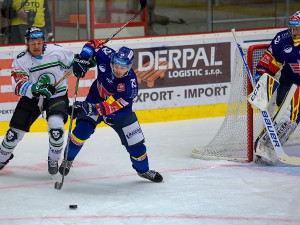 FOTOGALERIE: Šílená první třetina. Motor nezvládl úvod zápasu, od Mladé Boleslavi dostal šest branek