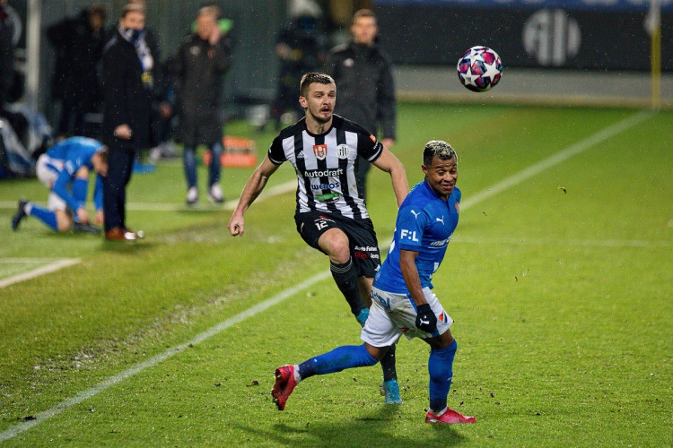 FOTOGALERIE: Dynamo válí a pět zápasů v řadě neprohrálo, Baník sestřelil v závěru Mršič