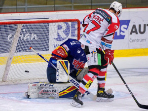 FOTOGALERIE: Jeden jediný gól. Chudé utkání ovládly Pardubice, Motor se doma stále trápí