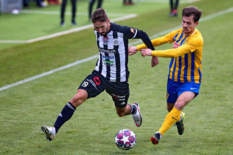 FOTOGALERIE: Konec úspěšné série. Dynamo doma nečekaně padlo s poslední Opavou, inkasovalo v závěru