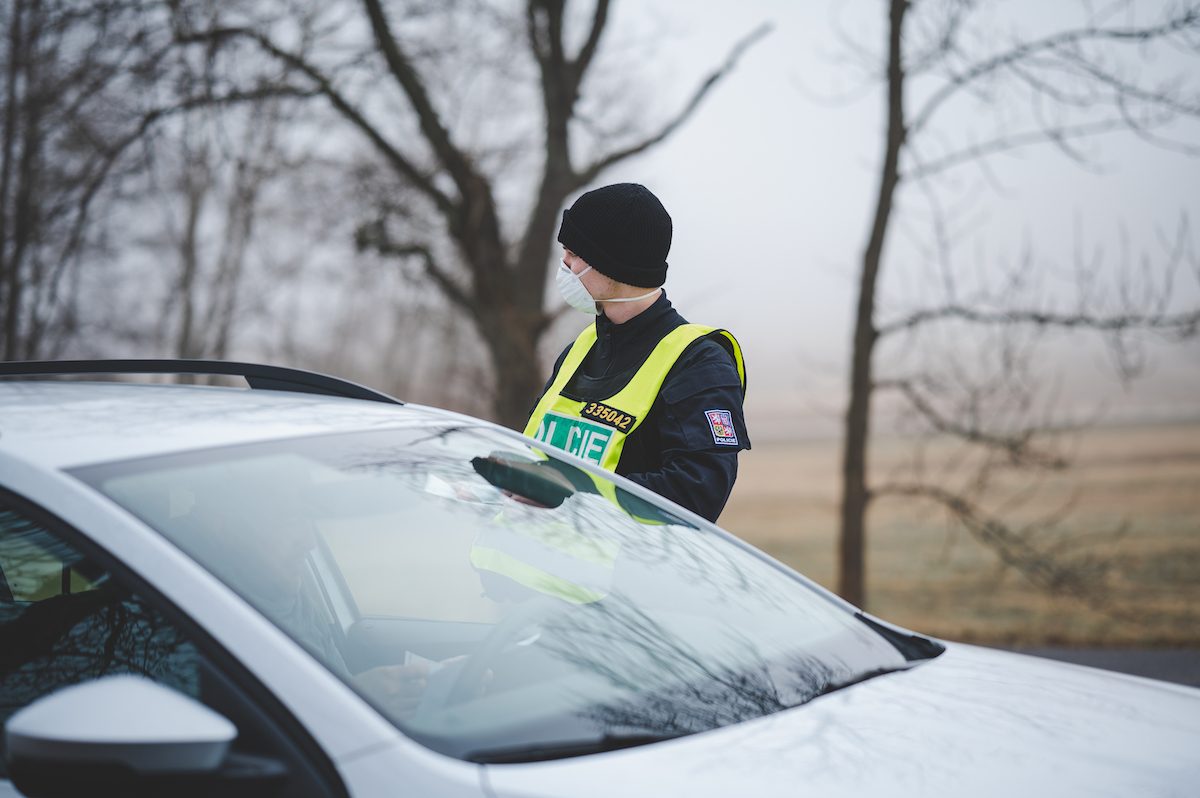 Policie od rána kontrolovala pohyb mezi okresy