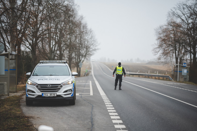 Policie od rána kontrolovala pohyb mezi okresy