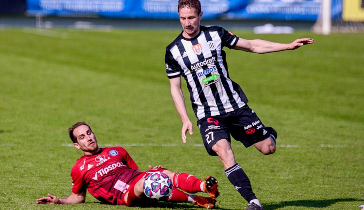 FOTOGALERIE: Proti Dynamu sklapla Csaplárova past. Jihočeši doma se Sigmou vedli 2:0, přesto brali jen bod
